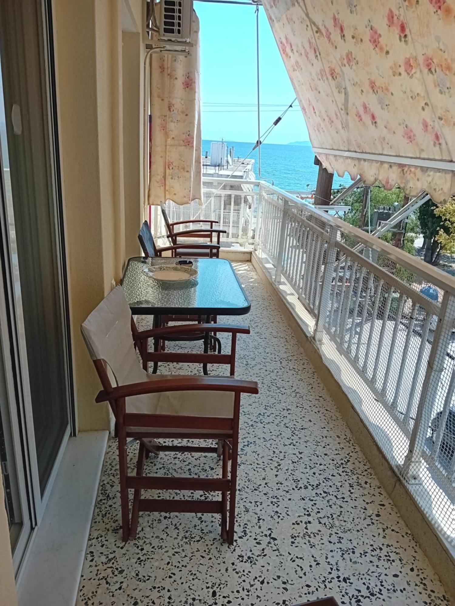 Appartamento Sea Néa Péramos Esterno foto